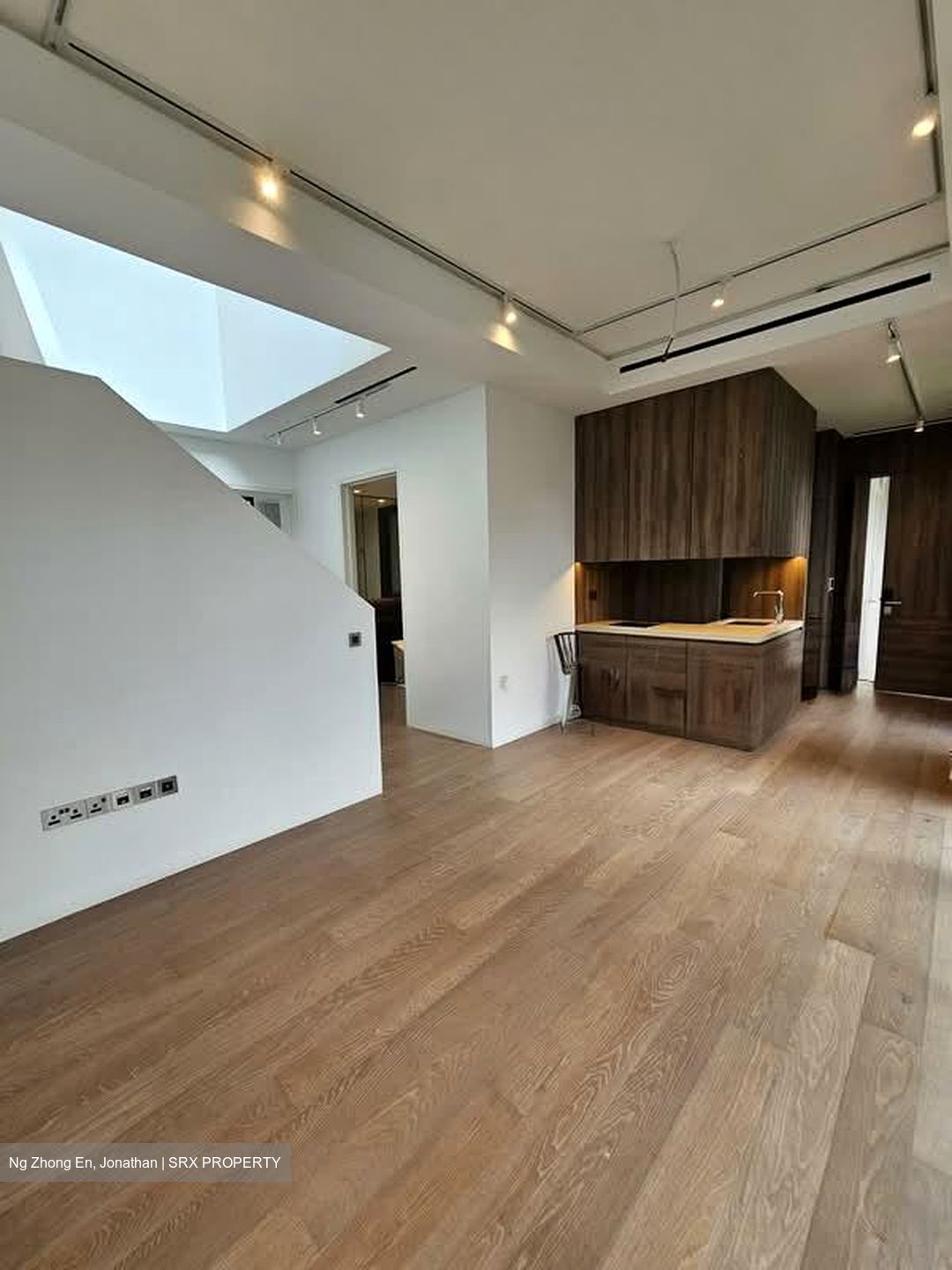 10 Evelyn (D11), Apartment #538571591